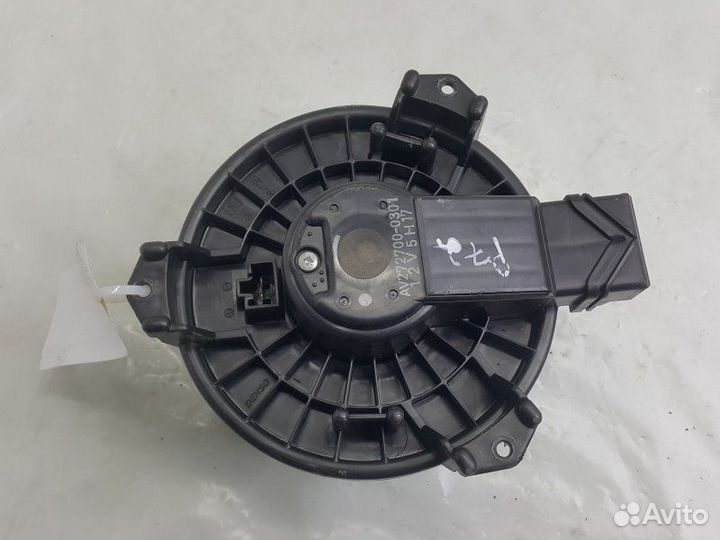 Мотор отопителя Toyota Yaris