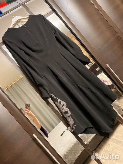 Новое платье с бирками, р.42-44 + аксессуар