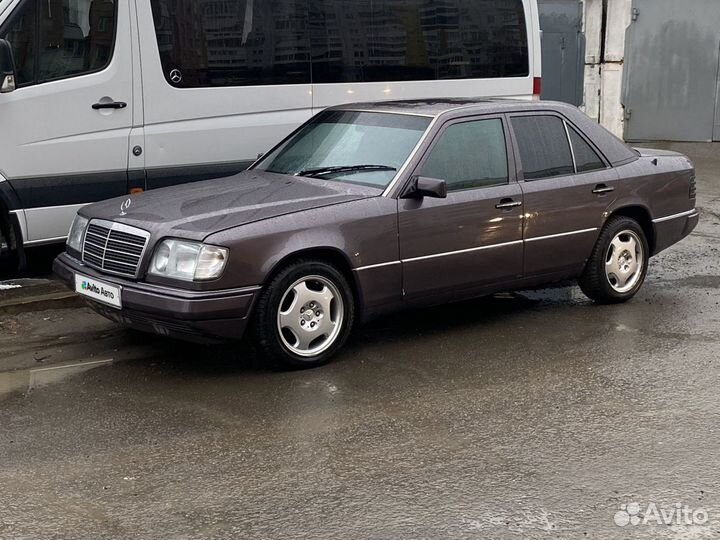 Mercedes-Benz E-класс 3.2 AT, 1994, 396 000 км