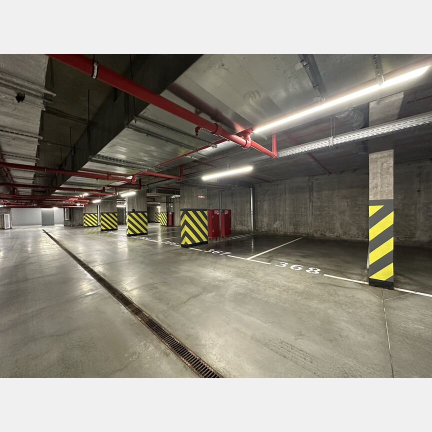 3-к. квартира, 95 м², 18/18 эт.