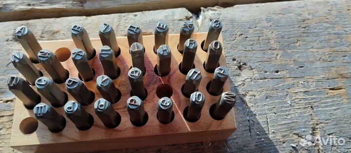 Клеймо буквы цифры