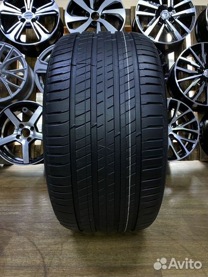 Michelin Latitude Sport 3 285/45 R19 111W