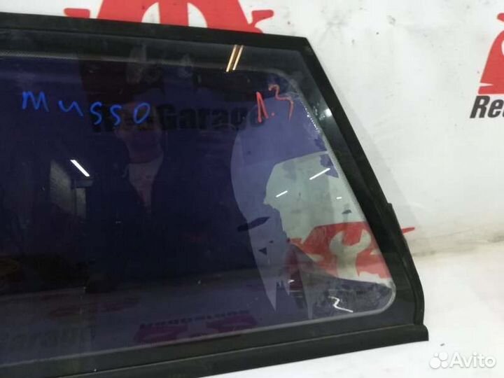 Стекло боковое переднее левое Ssang Yong Musso FJ