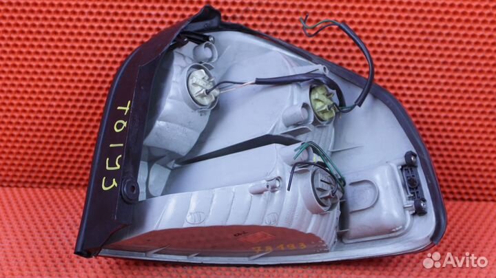 Фонарь задний левый Hyundai Santa Fe SM D4EA 92401