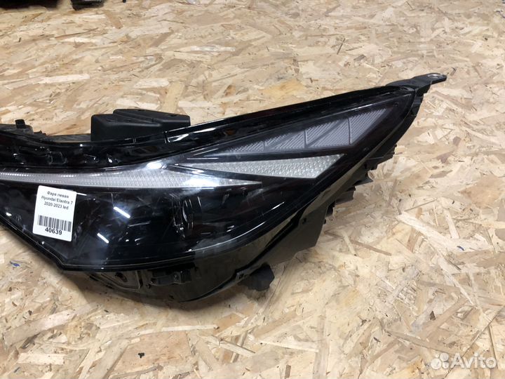 Фара левая Hyundai Elantra 7 2020-2023 LED