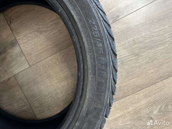 Kumho WinterCraft WP71 225/45 R18 и 255/40 R18