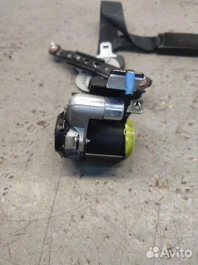 Ремень безопасности передний правый Audi R8 42 4.2