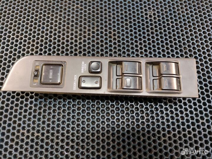 Блок управления стеклоподъёмниками toyota 4Runner