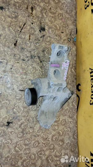 Кронштейн генератора Renault Megane 2 1.6