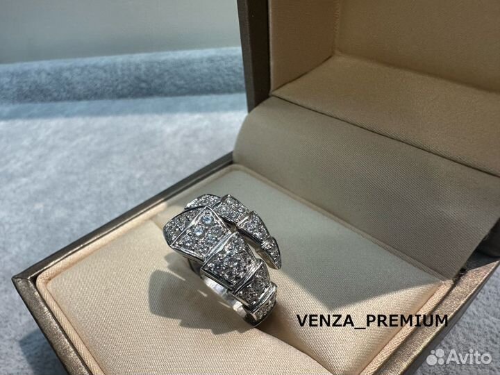 Кольцо Bvlgari Serpenti Viper Ring