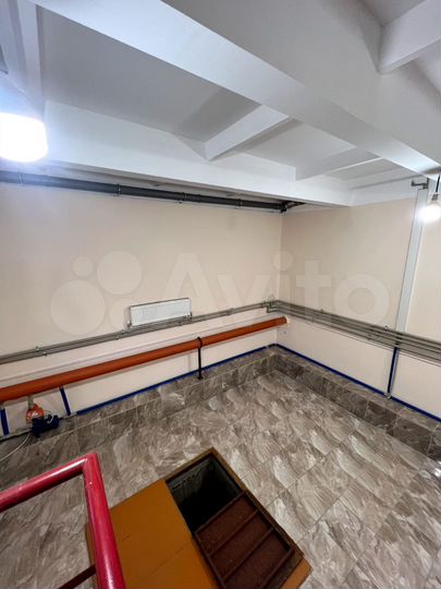 Свободного назначения, 695 м²