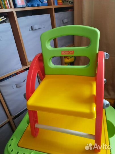 Детский стол и стул 