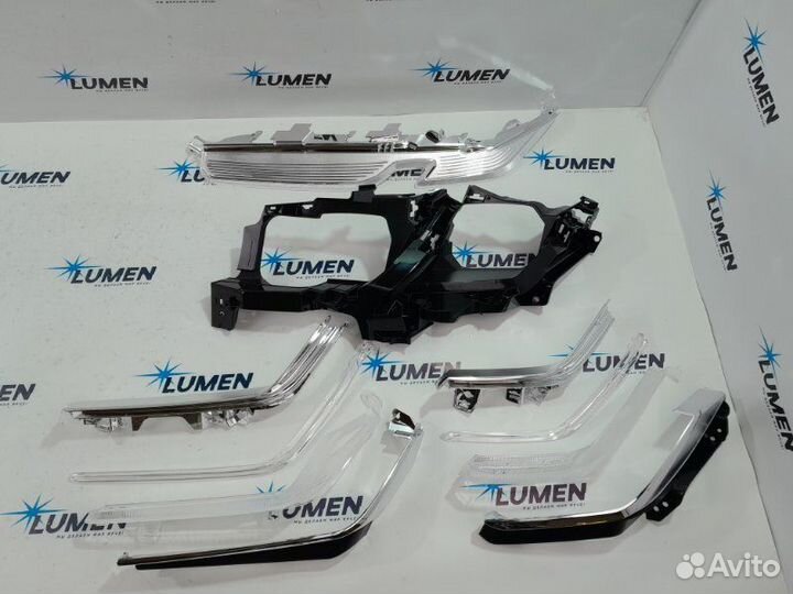 Маска внутреннего (бол.) световода фары передняя