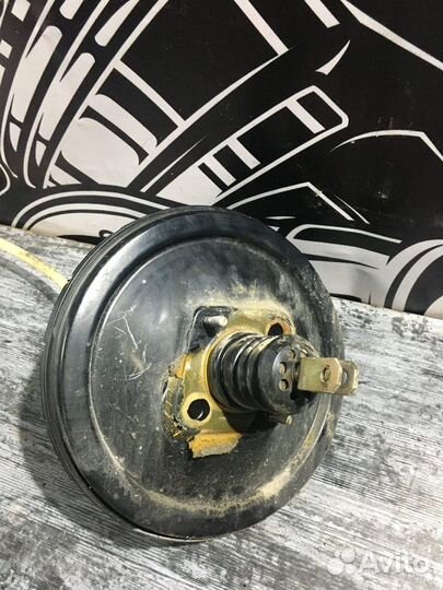 Вакуумный усилитель тормозов в сборе Mercedes W124