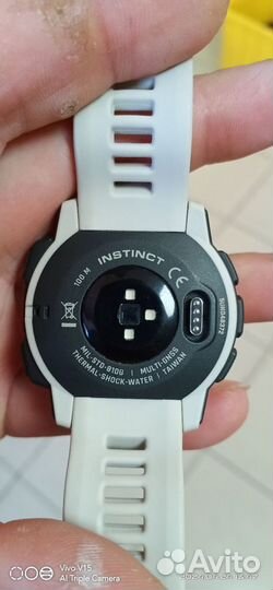 Часы garmin instinct