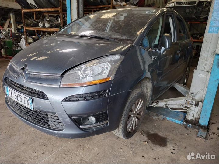 Лючок бензобака Citroen C4 Picasso 1 (2006-2013)