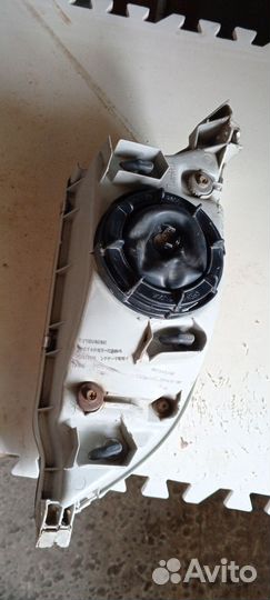 Фара Toyota vista sv40