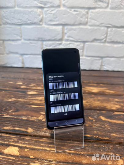 Samsung Galaxy S10e, 6/128 ГБ