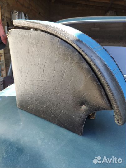 Подлокотник