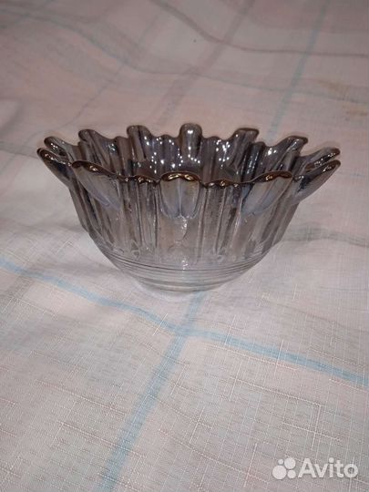 Ваза конфетница, цветное стекло