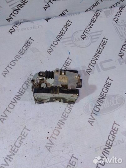 Замок двери задней правой Лада Ларгус