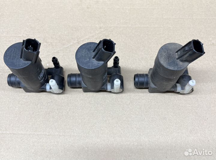 Насос омывателя лобового стекла Volvo XC70 XC90