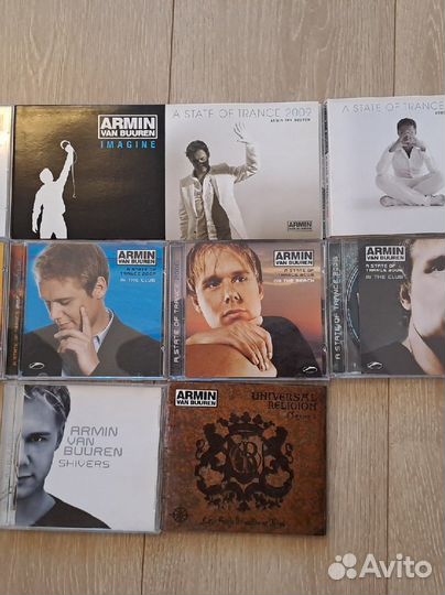 Старые диски с клубной музыкой