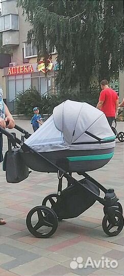 Прогулочная коляска 2 в 1