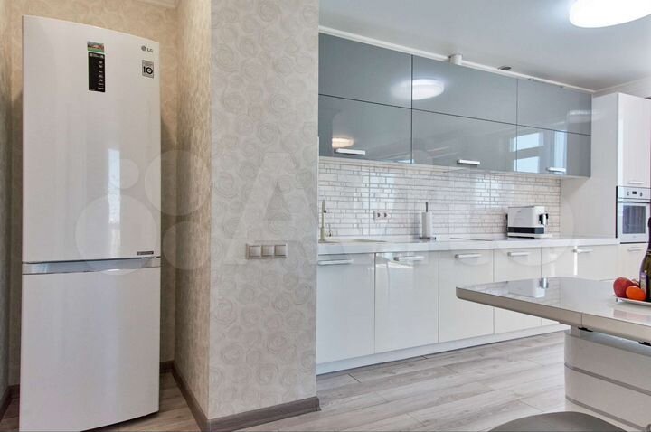 3-к. квартира, 88 м², 16/23 эт.