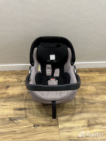 Коляска люлька и автокресло Peg Perego