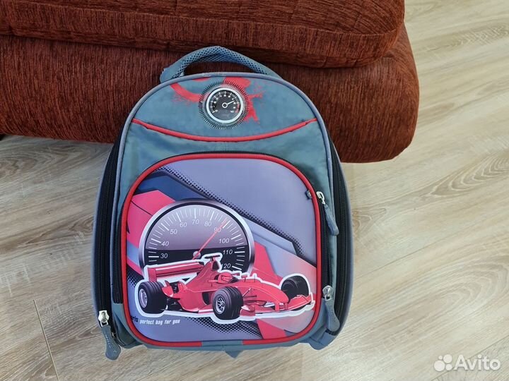 Портфель школьный для мальчика ортопедический