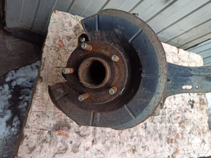 Рычаг задний продольный правый Ford Focus 3