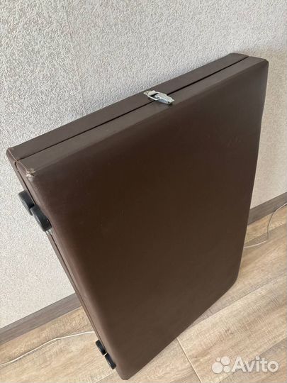 Кушетка для наращивания ресниц