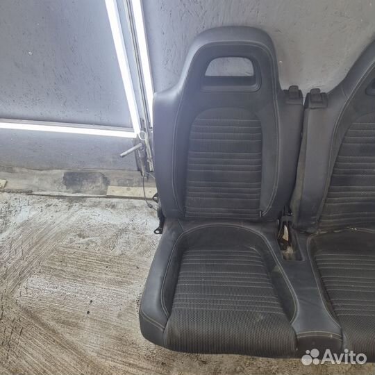Заднее сиденье scirocco