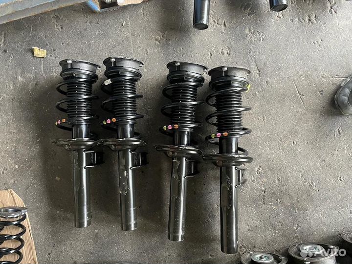 Пружины передние Фольксваген Шкода