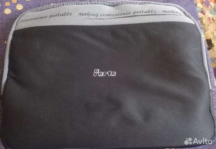 Сумка для маленького ноутбука или планшета