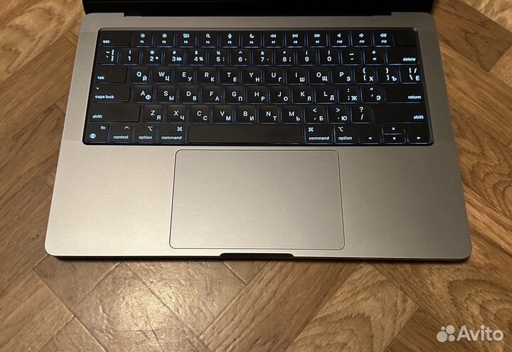 MacBook Pro M1 14