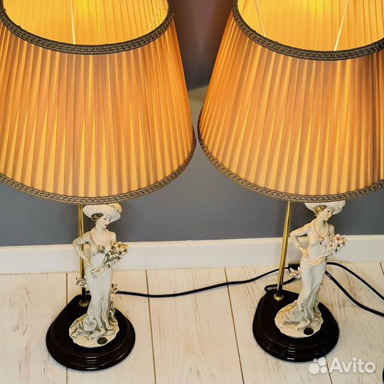 Антикварная лампа Capodimonte Dear Италия