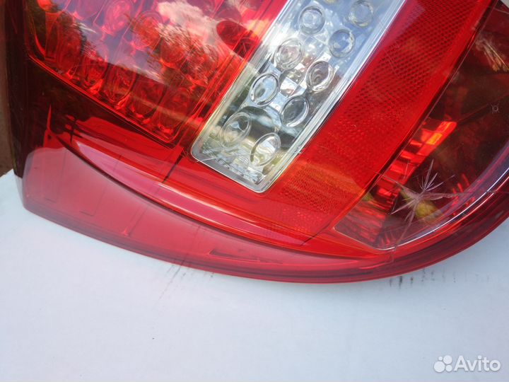 Фонарь задний левый Kia ceed универсал 10-12г ориг