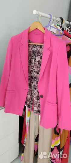 Пиджак розовый