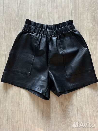 Шорты женские кожаные 46
