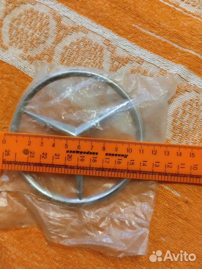 Эмблема mercedes на крышку багажника