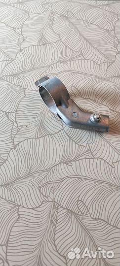 Держатель конвертора для спутниковых антенн