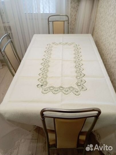 Скатерть новая 145*220