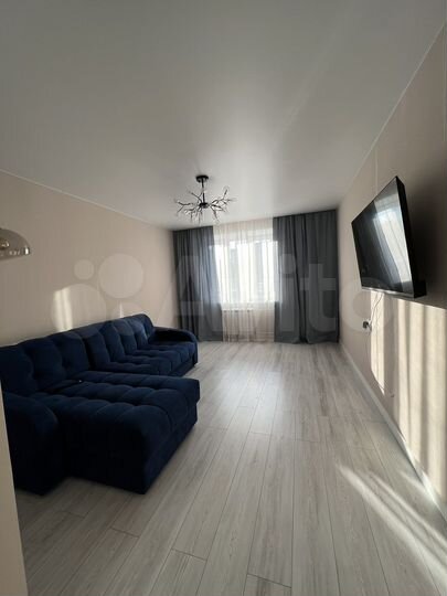 2-к. квартира, 64,3 м², 1/10 эт.