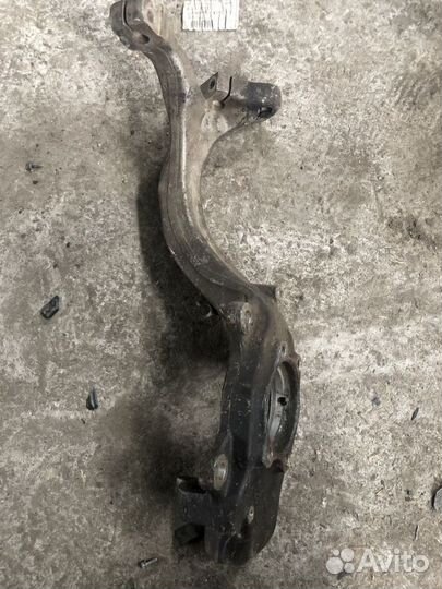 Кулак поворотный ауди а8 д3 2002-2010
