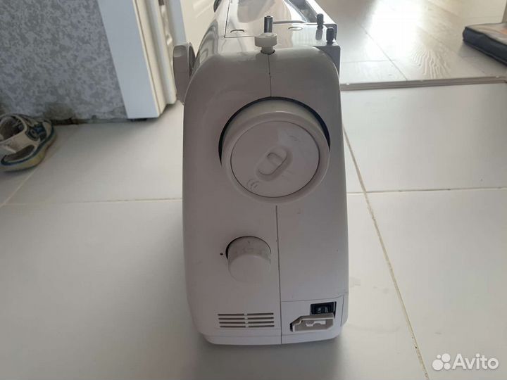 Швейная машинка