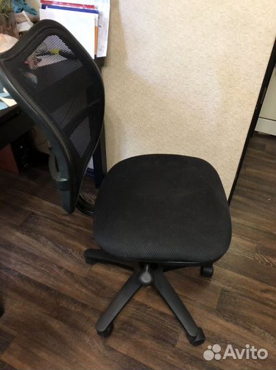 Офисный стул на колесиках Икея