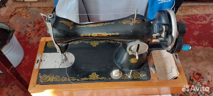 Швейная машинка Чайка и Подольская