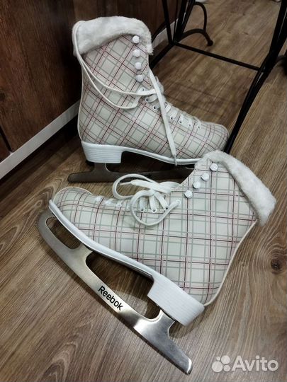 Коньки reebok 39
